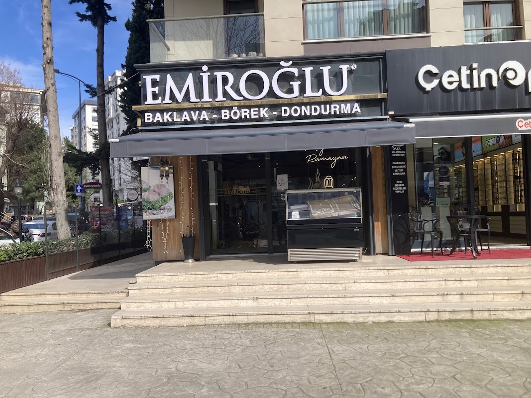 Emiroğlu Baklavaları - Kadıköy Tatlı