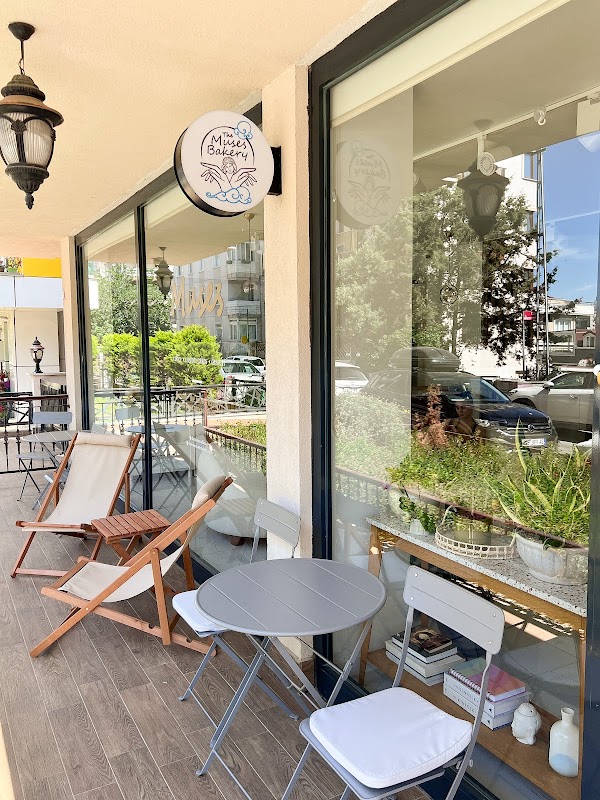 The Muses Bakery & Coffee - Kadıköy Kahve Dükkanı