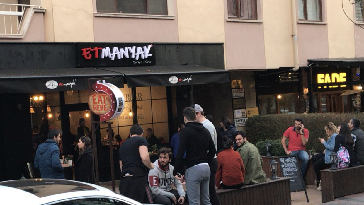 Etmanyak Burger&Sosis - Çankaya