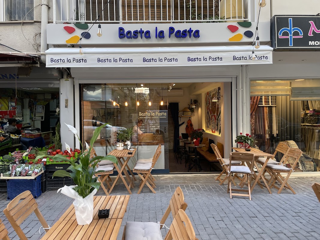 Basta La Pasta - Konak