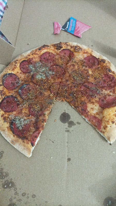 Domino's Pizza İzmir Çiğli Maltepe - Karşıyaka Pizza