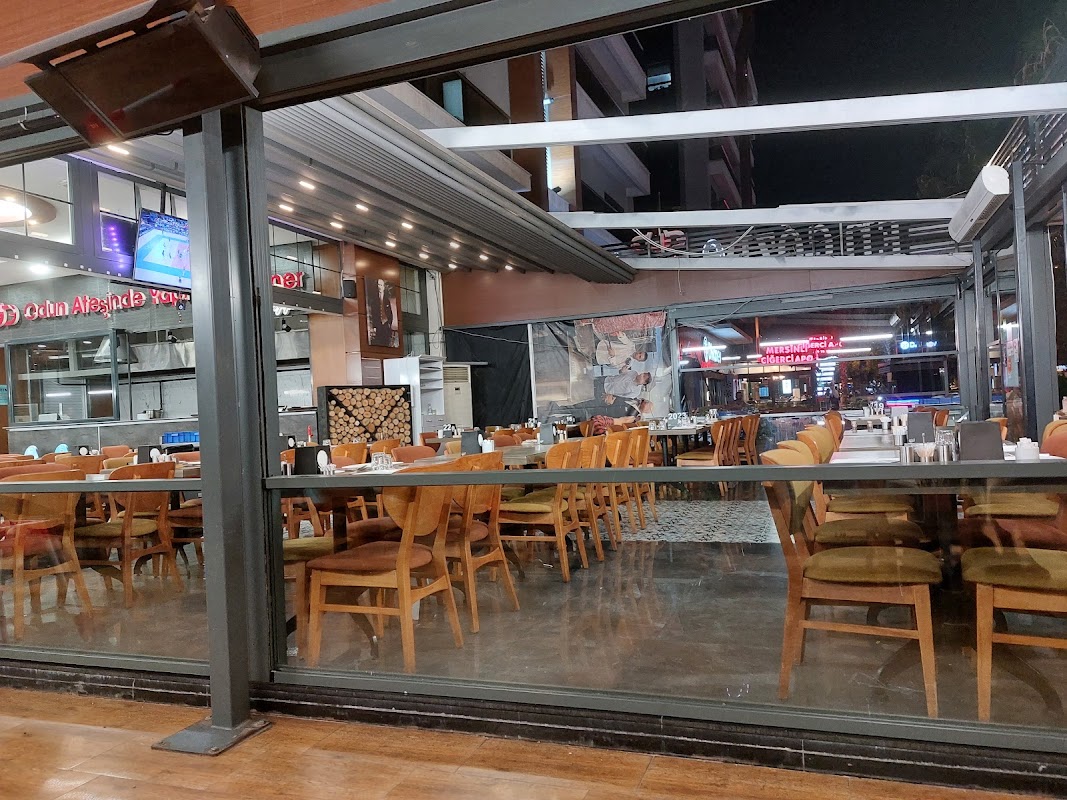 En Gözde Pide - Bayraklı