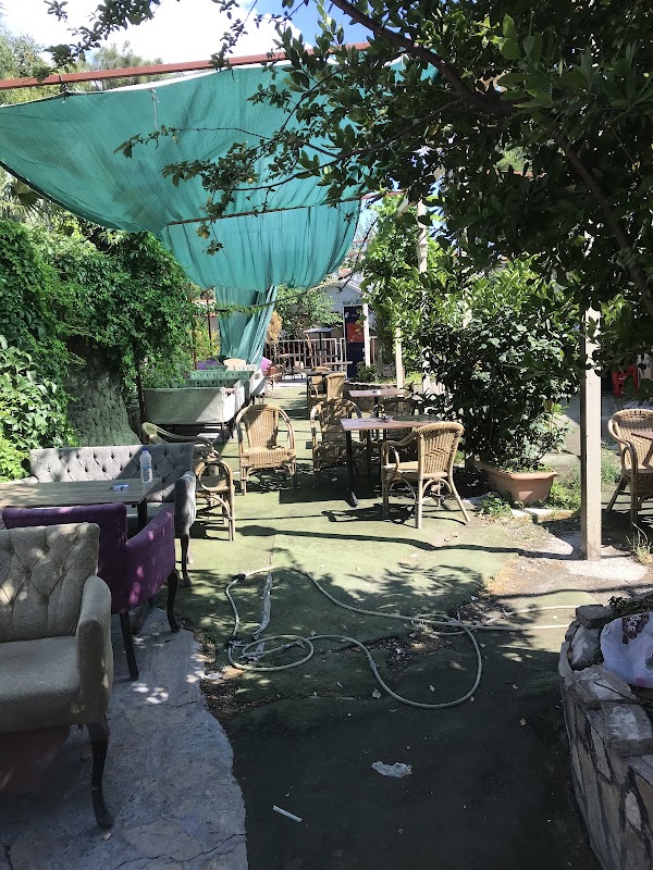 Şelale Cafe - Bayraklı