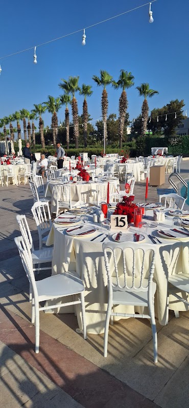 L'aura Kitchen & Bar İAOSB - Çiğli