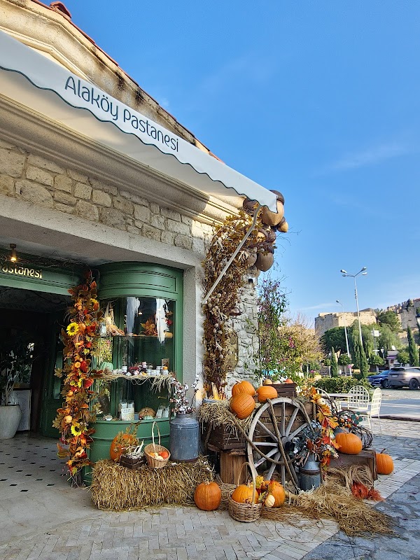 Alaköy Pastanesi - Çeşme