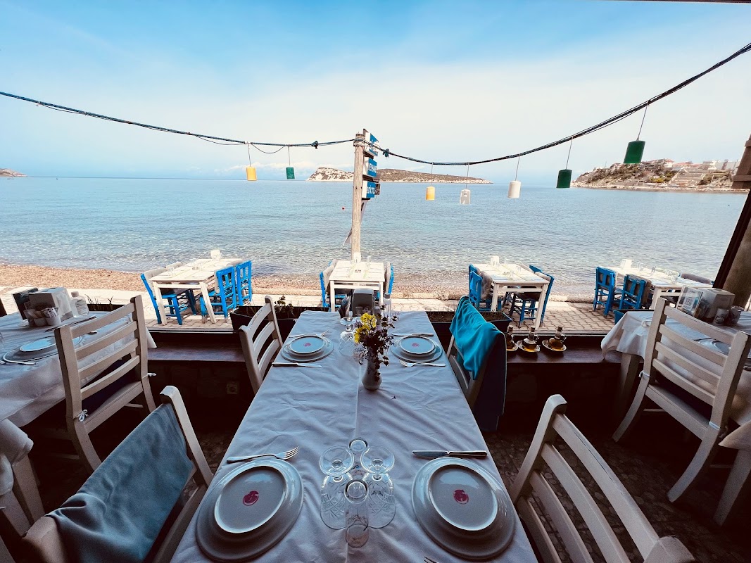 Giritlinin Yeri Rum Meyhanesi&Butik Otel - Karaburun