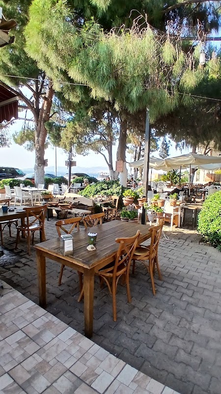 Park Cafe - Dikili