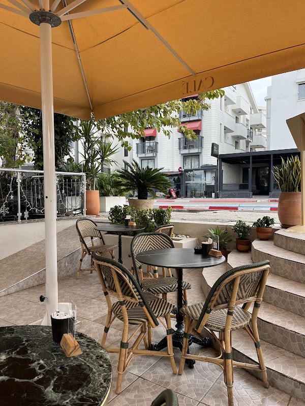 CALE COFFEE & LOUNGE - Muratpaşa Kafe