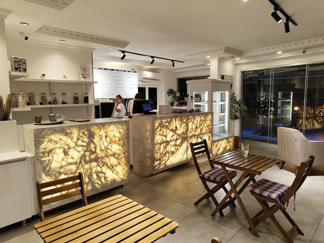 Seventy Seven Coffee & Bakery - Alanya