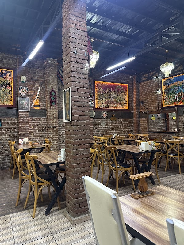 Konya Sofrası Candarbey Etli Ekmek - Osmangazi Kebap