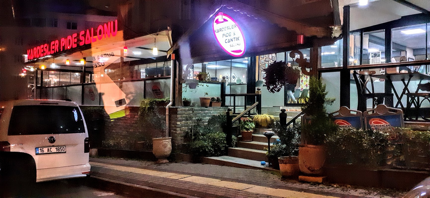 Kardeşler Pide Salonu - Osmangazi Orta Doğu Mutfağı