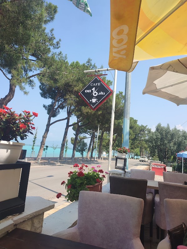 Onaltı Cafe - İznik