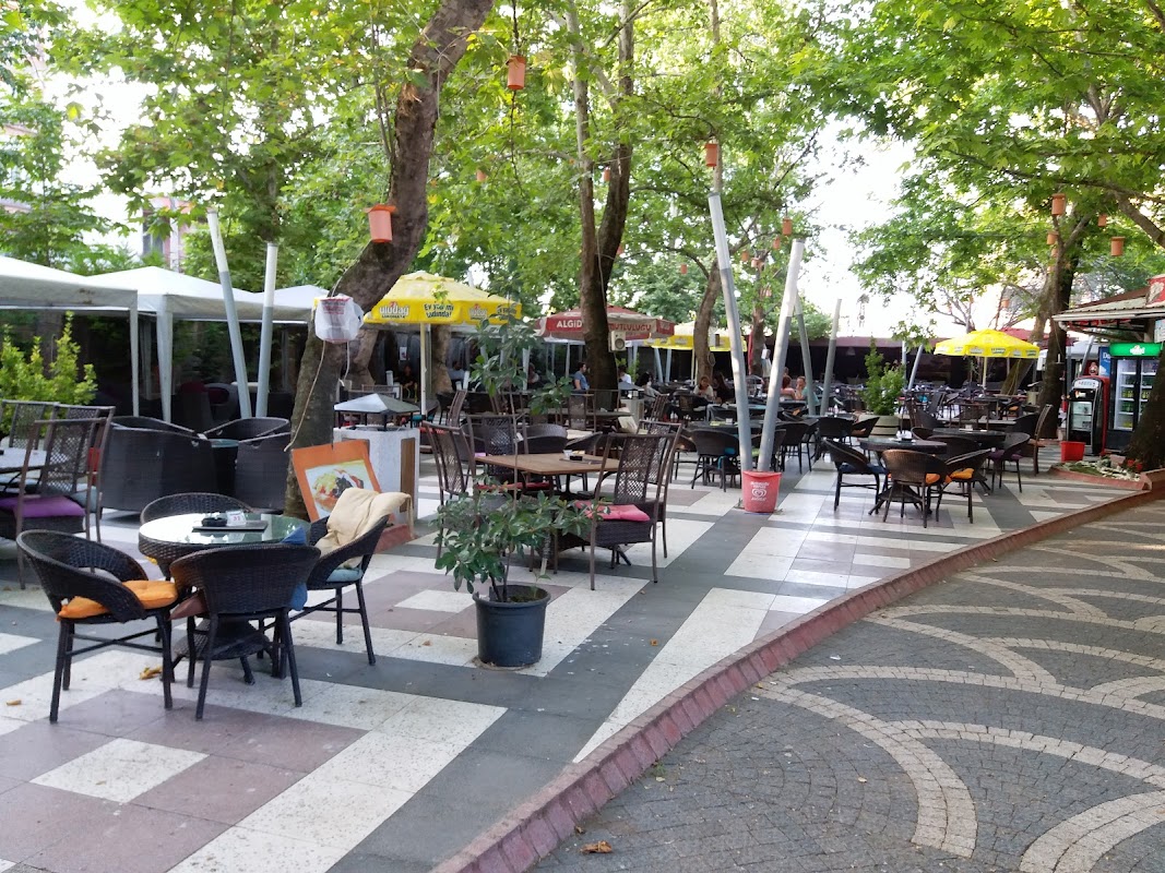 Kutlupark - Mustafakemalpaşa