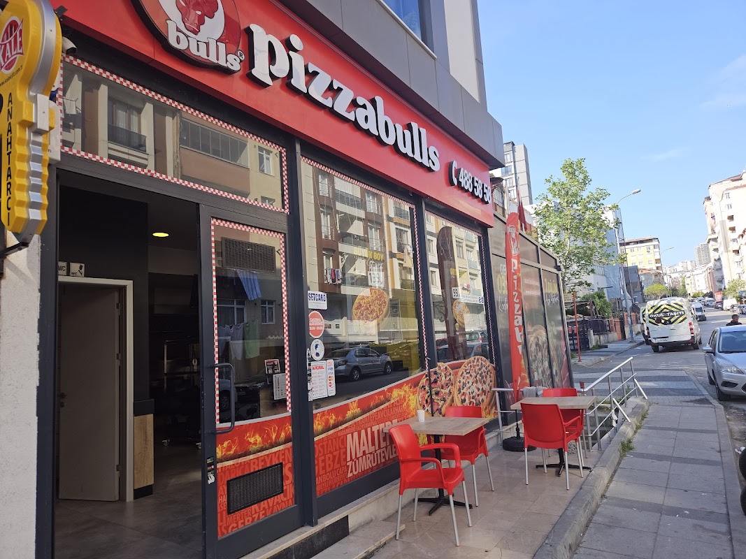 Pizzabulls Zümrütevler - Maltepe - Maltepe